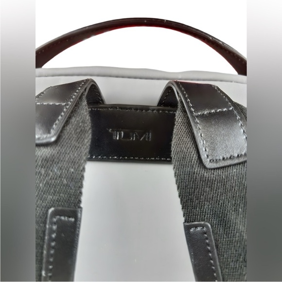 TUMI Harrison Warren Laptop Backpack Computer Bag Rucksack Graphite Gray Leather - Picture 11 of 16